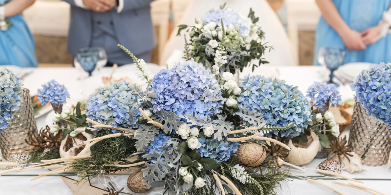 Decorațiuni florale pentru nuntă: Ghid complet ca să faci alegerea perfectă